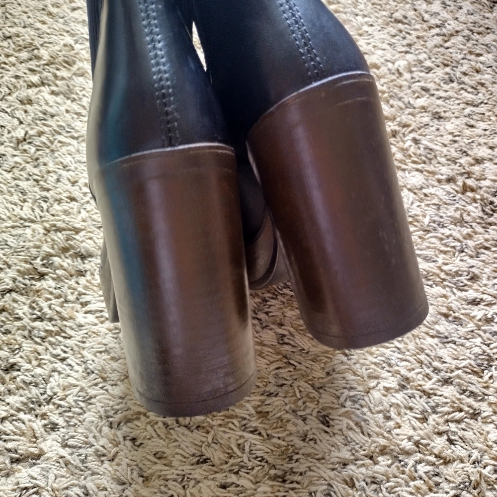 Steve Madden Black Leather Platform Ankle Boots with Brown Wood-Look Heel - Picture 8 of 9